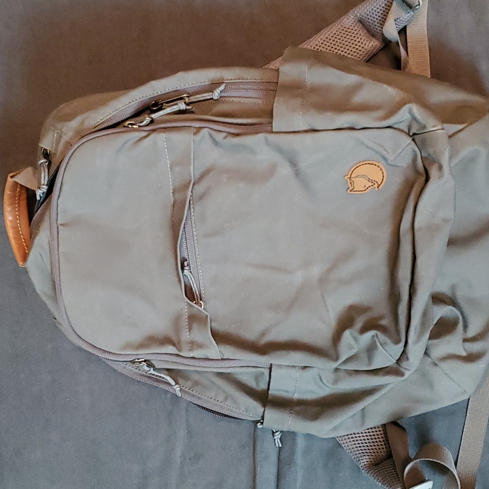 Fjallraven Raven 20L backpack